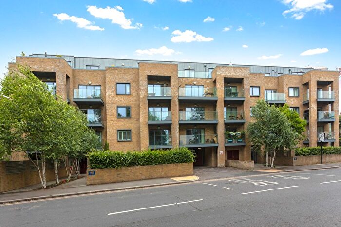 1 Bedroom Flat For Sale In Goldstone Crescent, Park House, BN3