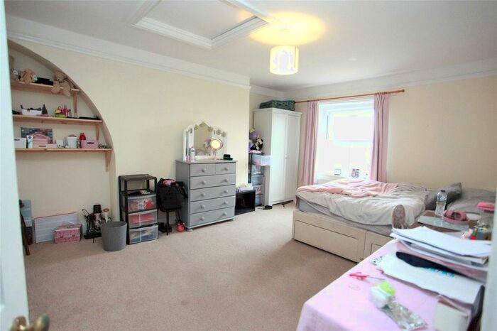 5 Bedroom Detached House For Sale In St. Josephs Place, Devizes, Wiltshire, SN10