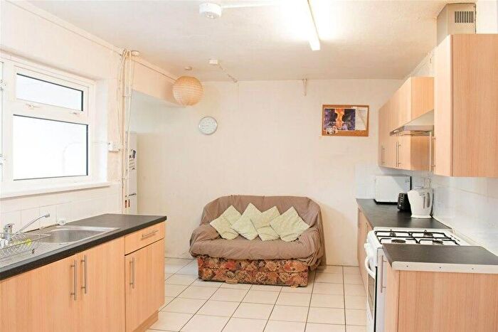 4 Bedroom House To Rent In Valentia Road, Headington, Oxford, OX3