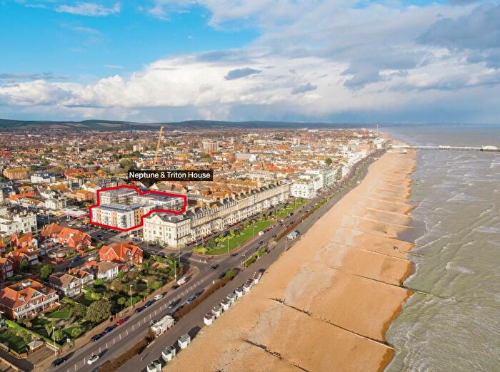 1 Bedroom Retirement Property To Rent In Heene Road, Worthing, West Sussex, BN11