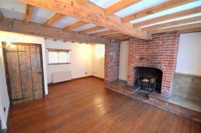 3 Bedroom End Of Terrace House To Rent In Bulls Head Yard, Alcester, Warwickshire, B49