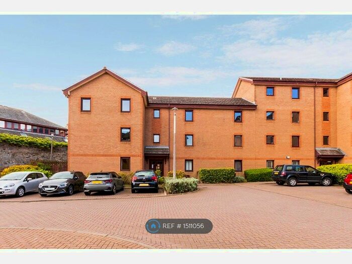 2 Bedroom Flat To Rent In Sheriff Park, Edinburgh, EH6
