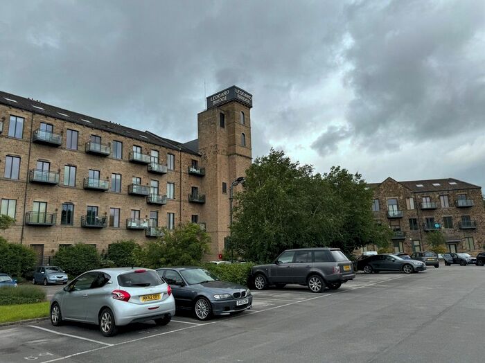 1 Bedroom Flat To Rent In Ledgard Wharf, Mirfield, West Yorkshire, WF14