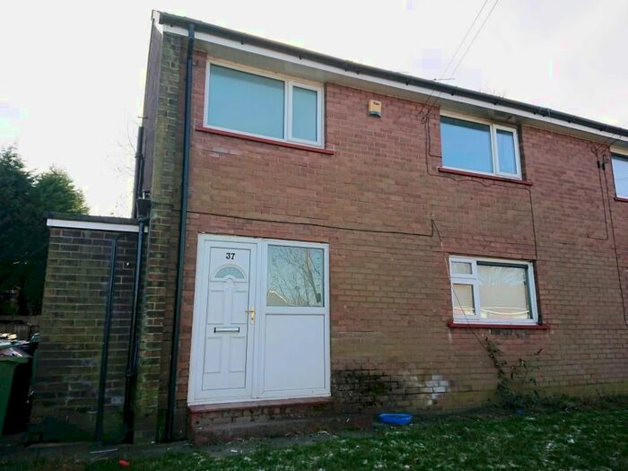 1 Bedroom Flat To Rent In Downham Gardens, Prestwich, Manchester, M25