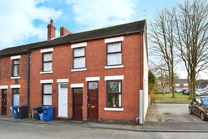 3 Bedroom End Of Terrace House For Sale In Vale Pleasant, Newcastle, Staffordshire, ST5