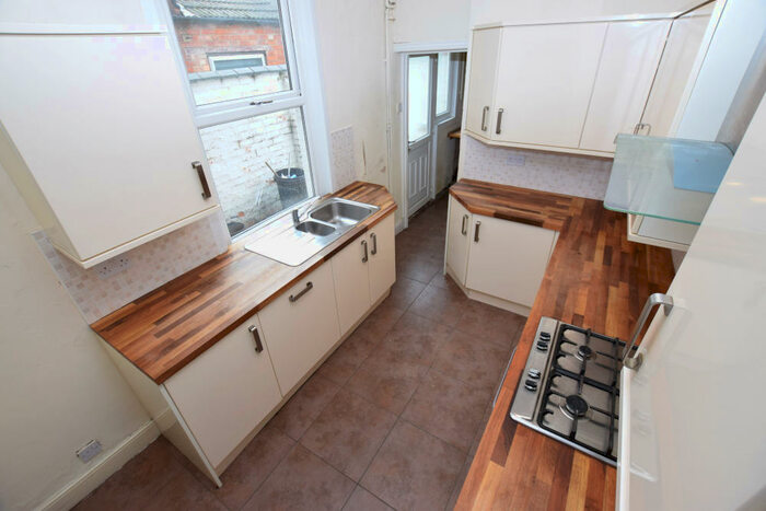 4 Bedroom Detached House To Rent In Southampton Road /, Far Cotton, Northampton, NN4