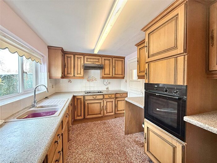 2 Bedroom Bungalow For Sale In Arddleen, Llanymynech, Powys, SY22