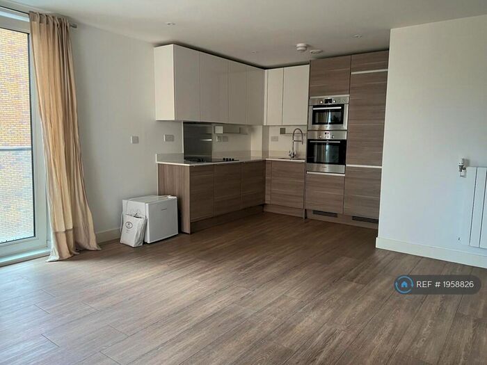 2 Bedroom Flat To Rent In Cadmus Court, London, SE16