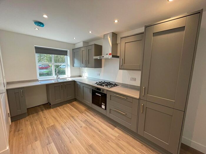 3 Bedroom Terraced House For Sale In Burnley Road, Todmorden, OL14