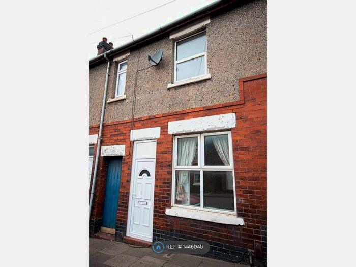 3 Bedroom Terraced House To Rent In Burnham Street, Stoke-On-Trent, ST4
