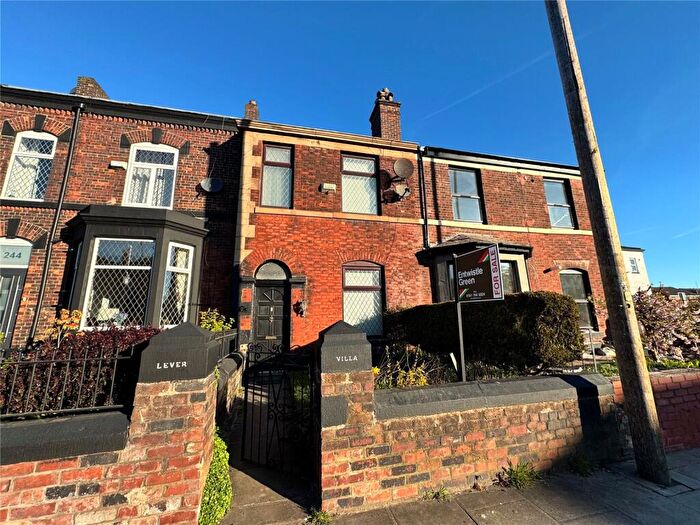 2 Bedroom Terraced House For Sale In Bolton Road, Bury, Greater Manchester, BL8