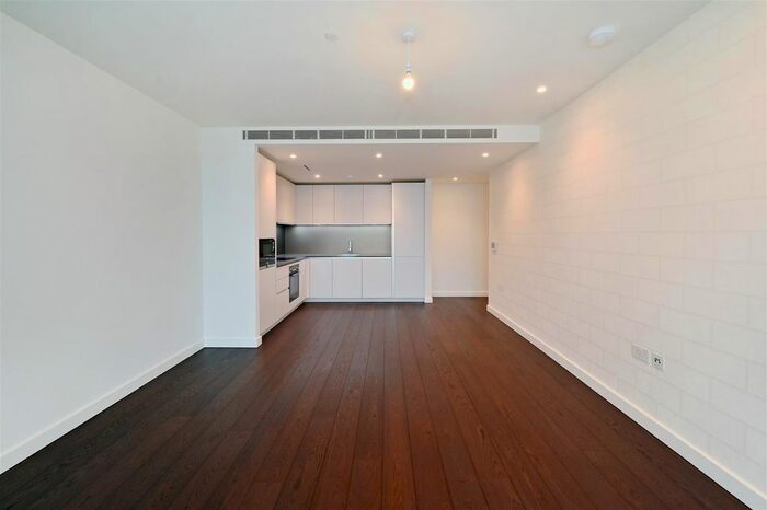 2 Bedroom Flat To Rent In Versace Damac Tower, Nine Elms, SW8