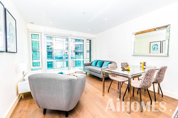 2 Bedroom Flat For Sale In Deveraux House, Duke Of Wellington Avenue, London, SE18