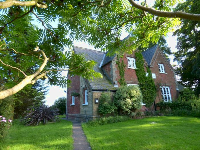 3 Bedroom Semi-Detached House To Rent In Grainsby Lane, Grainsby, Grimsby, DN36