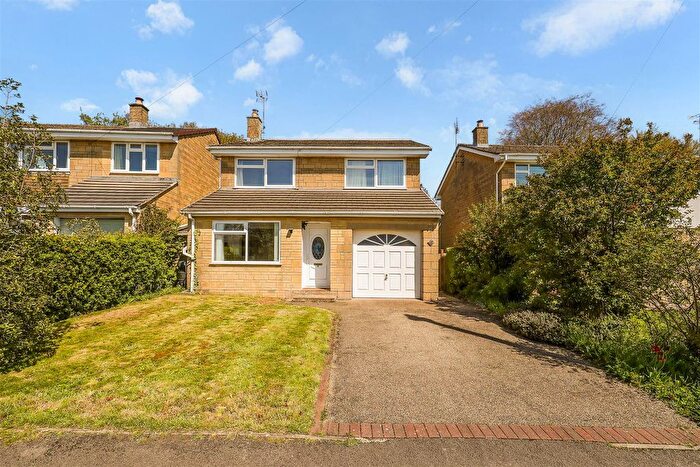 4 Bedroom Detached House For Sale In Cambridge Way, Minchinhampton, Stroud, GL6