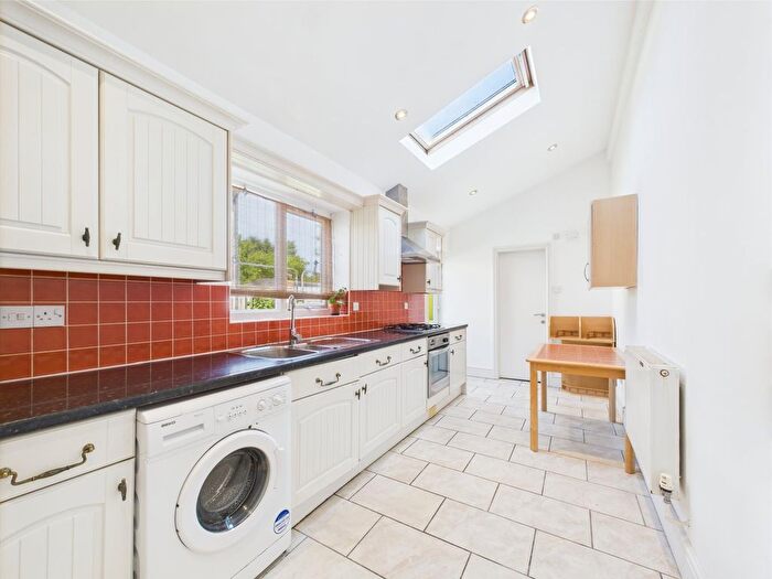 1 Bedroom Flat To Rent In Station Road, Birmingham, Birmingham, B14