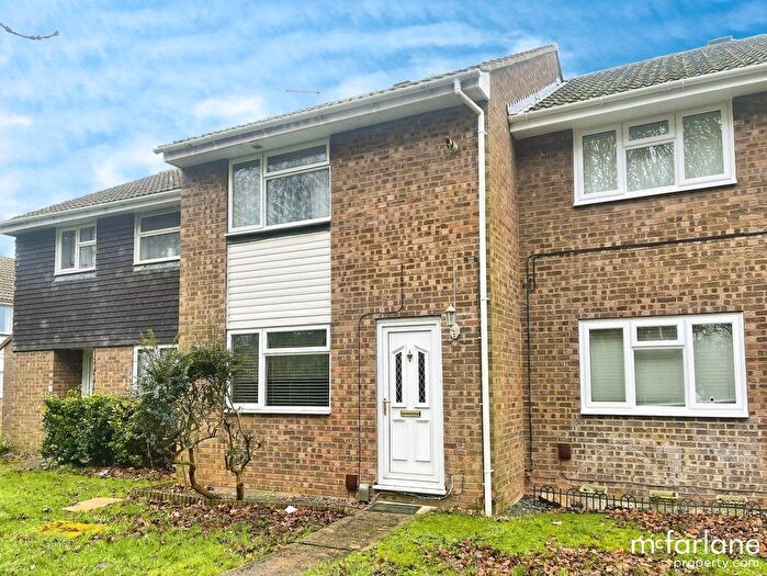 3 Bedroom Terraced House For Sale In Edale Moor, Swindon, SN3