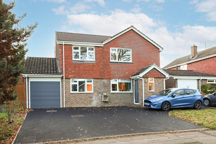 4 Bedroom Detached House For Sale In Smithbarn, Horsham, RH13
