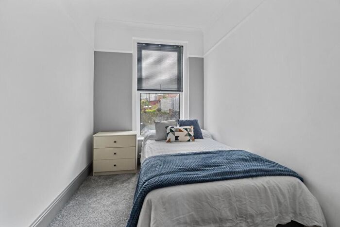 1 Bedroom House To Rent In Prince Maurice Road, Mutley, Plymouth, PL4