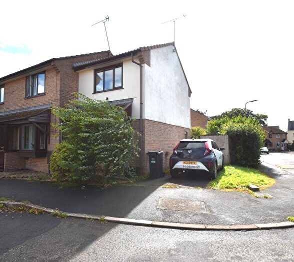 1 Bedroom Semi-Detached House To Rent In Priory Road, Tiverton, Devon, EX16