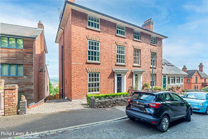 6 Bedroom Semi-detached House For Sale In North Malvern Road, Malvern, WR14