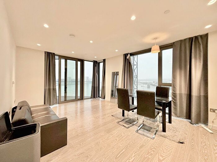 1 Bedroom Flat To Rent In Pilot Walk, London, SE10