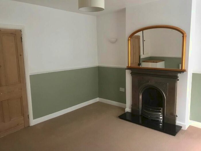 3 Bedroom Terraced House To Rent In Leominster, Herefordshire HR6