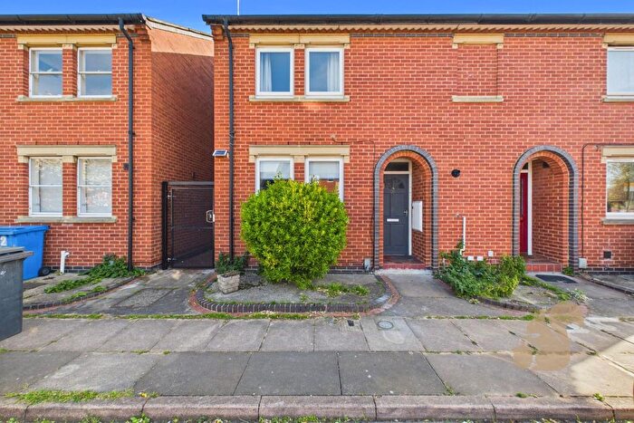 2 Bedroom Property For Sale In Emlen Street, Ipswich, IP1