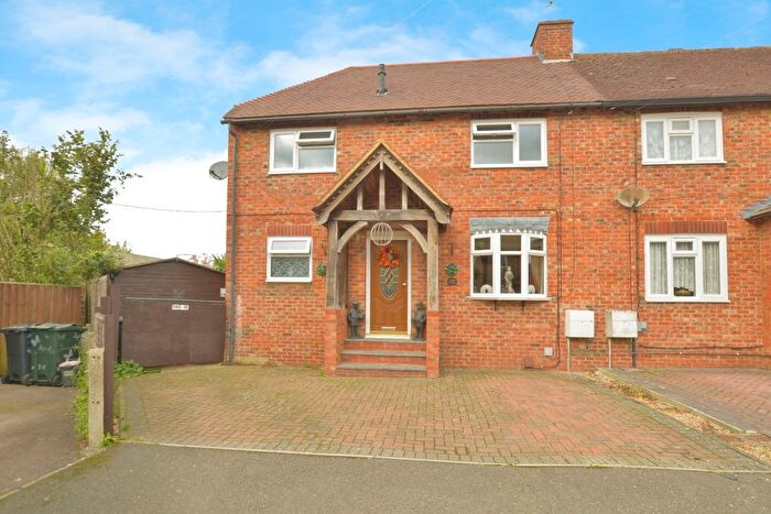 3 Bedroom Detached House For Sale In Milton Road, Ashford, Kent, TN23