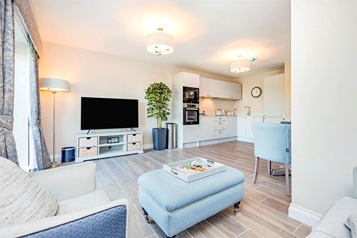 2 Bedroom Flat For Sale In Melton Road, Leicester, LE4