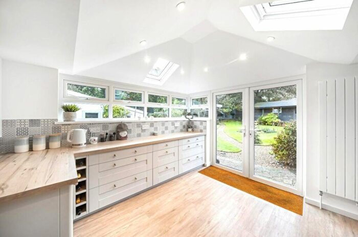 3 Bedroom Bungalow For Sale In Coxs Close, Sharnbrook, MK44