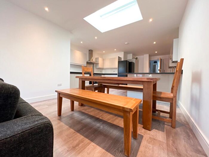8 Bedroom End Of Terrace House To Rent In Wyeverne Road, Cathays, CF24