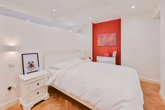 Studio To Rent In Elm Park Gardens, Chelsea, London, SW10