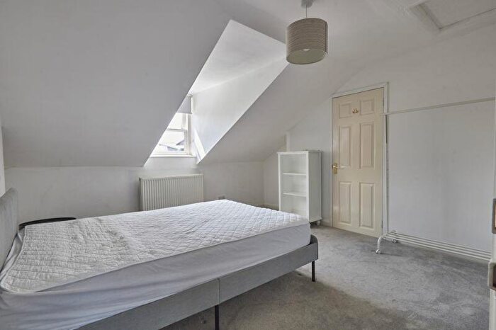 1 Bedroom Flat To Rent In New North Road, Exeter, EX4