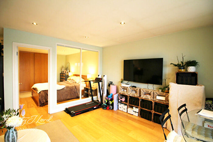 1 Bedroom Apartment To Rent In Wapping High Street, London, E1W