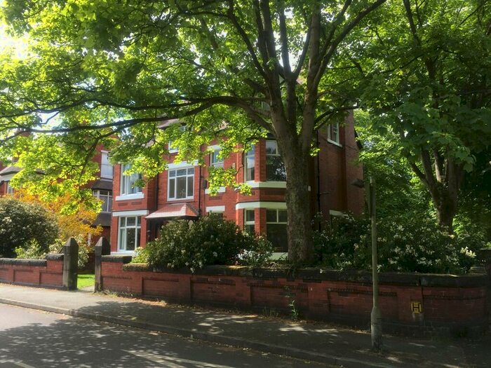 Studio To Rent In Pine Road, Didsbury, M20