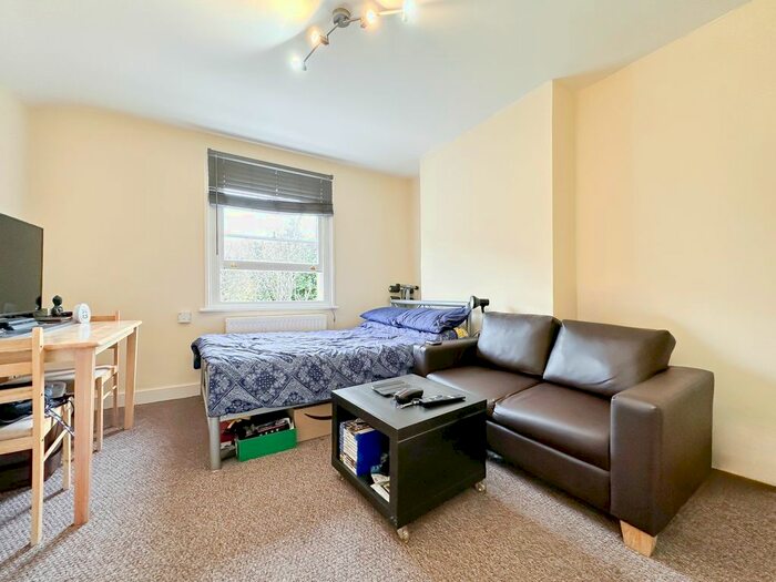 Studio To Rent In Fordwych Road, West Hampstead, NW2