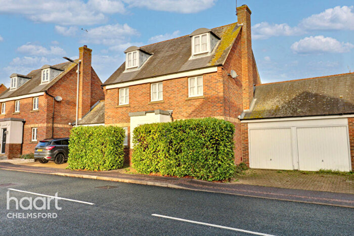 5 Bedroom Detached House For Sale In Beeleigh Link, Chelmsford, CM2