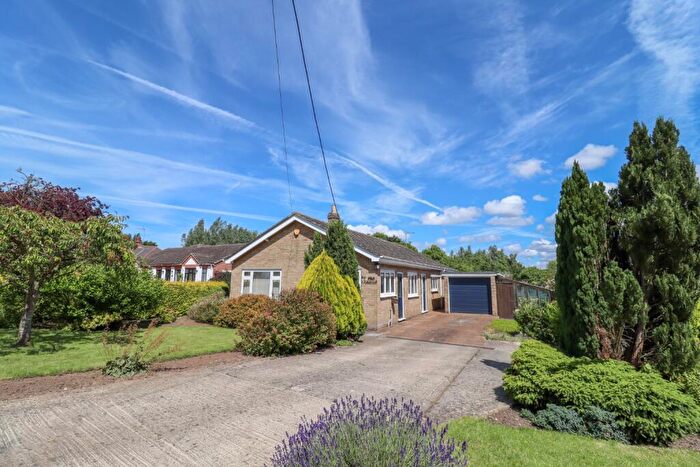 4 Bedroom Detached Bungalow For Sale In School Road, Tilney All Saints, PE34