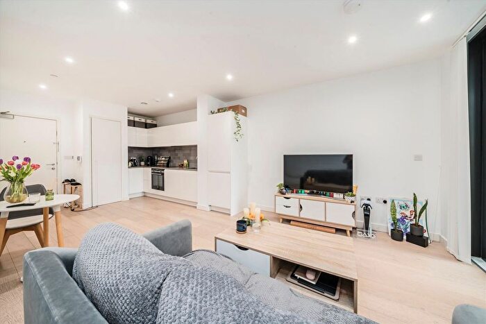 Studio For Sale In Pinnacle House, Royal Wharf, E16