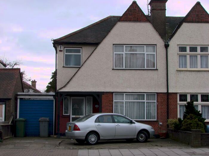 3 Bedroom Semi-Detached House To Rent In Kenton Road, Kenton, HA3