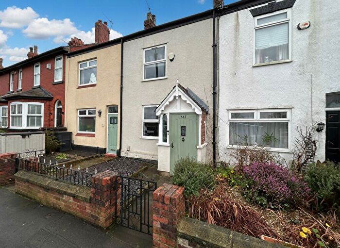 3 Bedroom Terraced House For Sale In Leigh Road, Worsley, M28