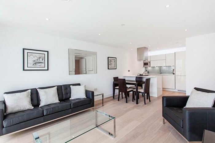 2 Bedroom Apartment To Rent In Commercial Street London, E1