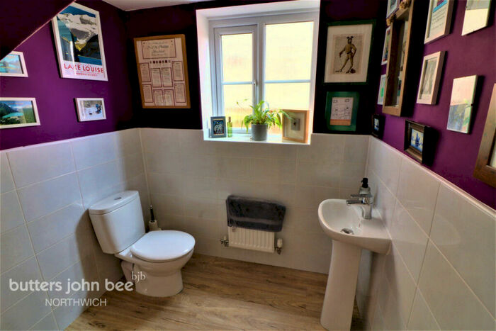 5 Bedroom Detached House For Sale In Kensington Crescent, Northwich, CW8