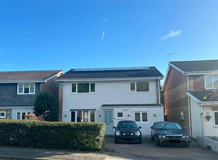 5 Bedroom Detached House To Rent In Talbrook, Brentwood, CM14