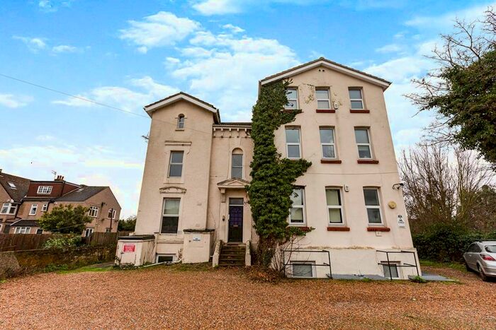 1 Bedroom Flat To Rent In B London Road, Greenhithe, Kent, DA9