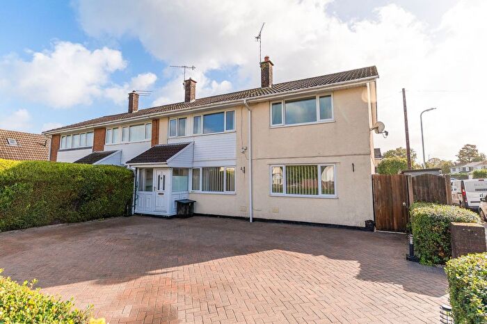 4 Bedroom Semi-Detached House For Sale In The Highway, Croesyceiliog, NP44