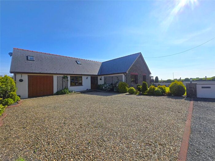 6 Bedroom Detached House For Sale In Maenclochog, Clynderwen, Pembrokeshire, SA66