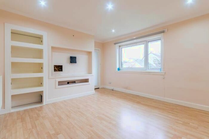 2 Bedroom Flat To Rent In Hazeldean Terrace, Edinburgh EH16