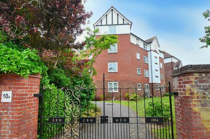 1 Bedroom Retirement Property To Rent In Granville Road, Eastbourne, BN20